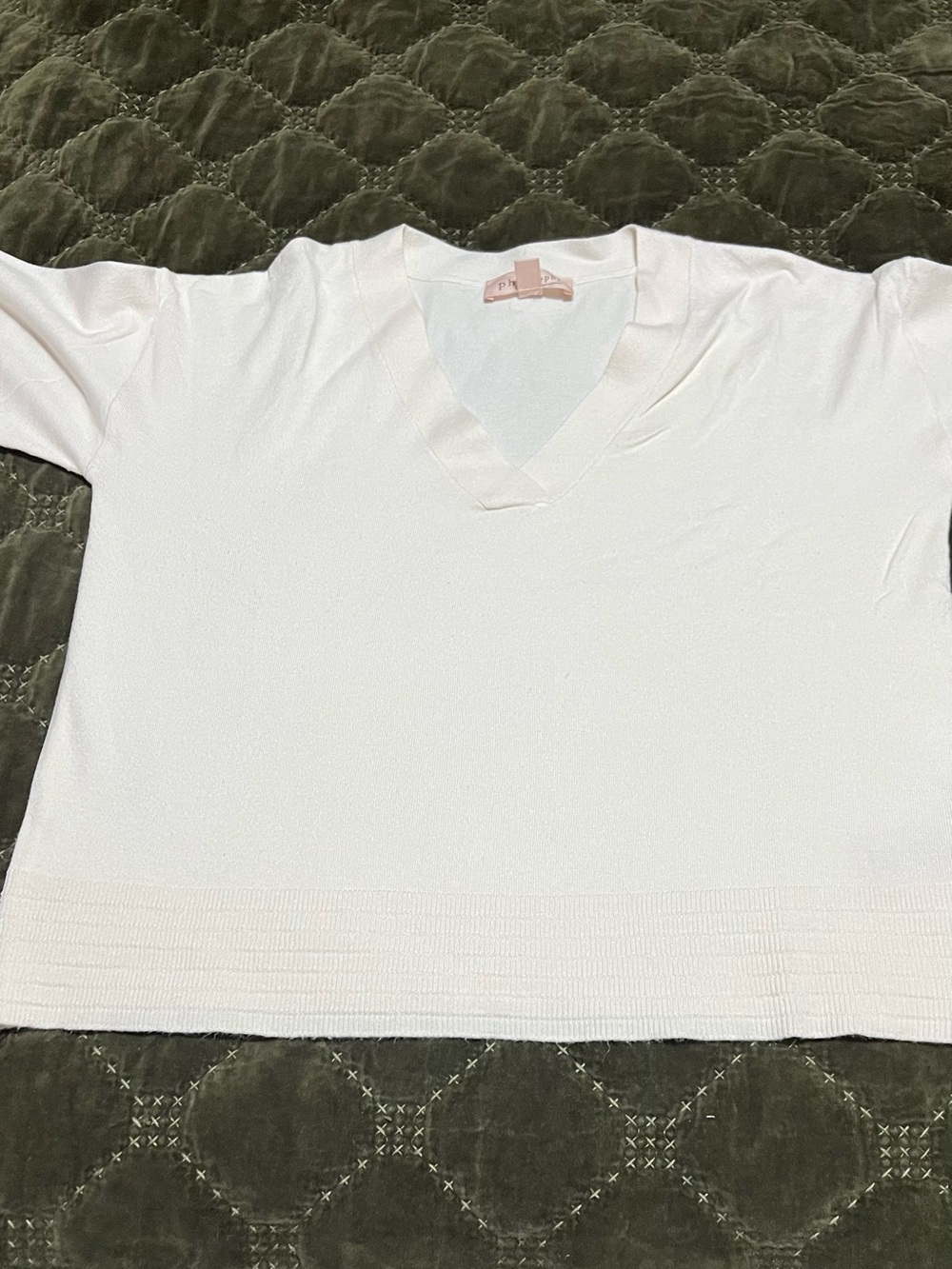 Cream V-Neck Long Sleeve Sweater